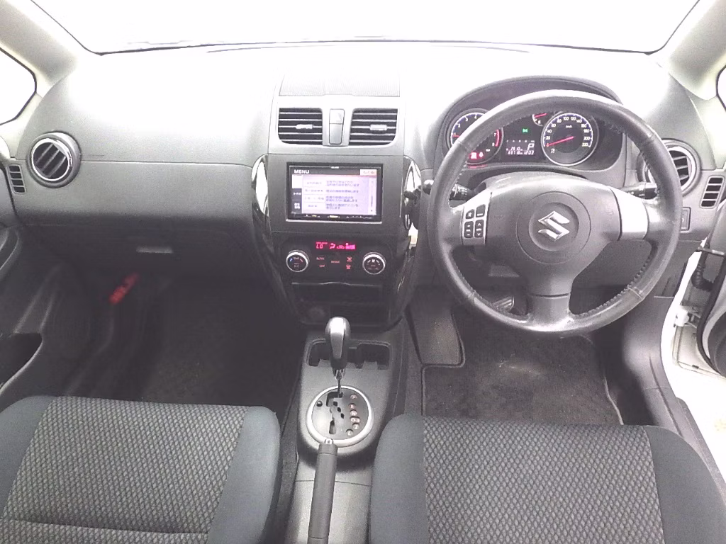 SUZUKI SX4