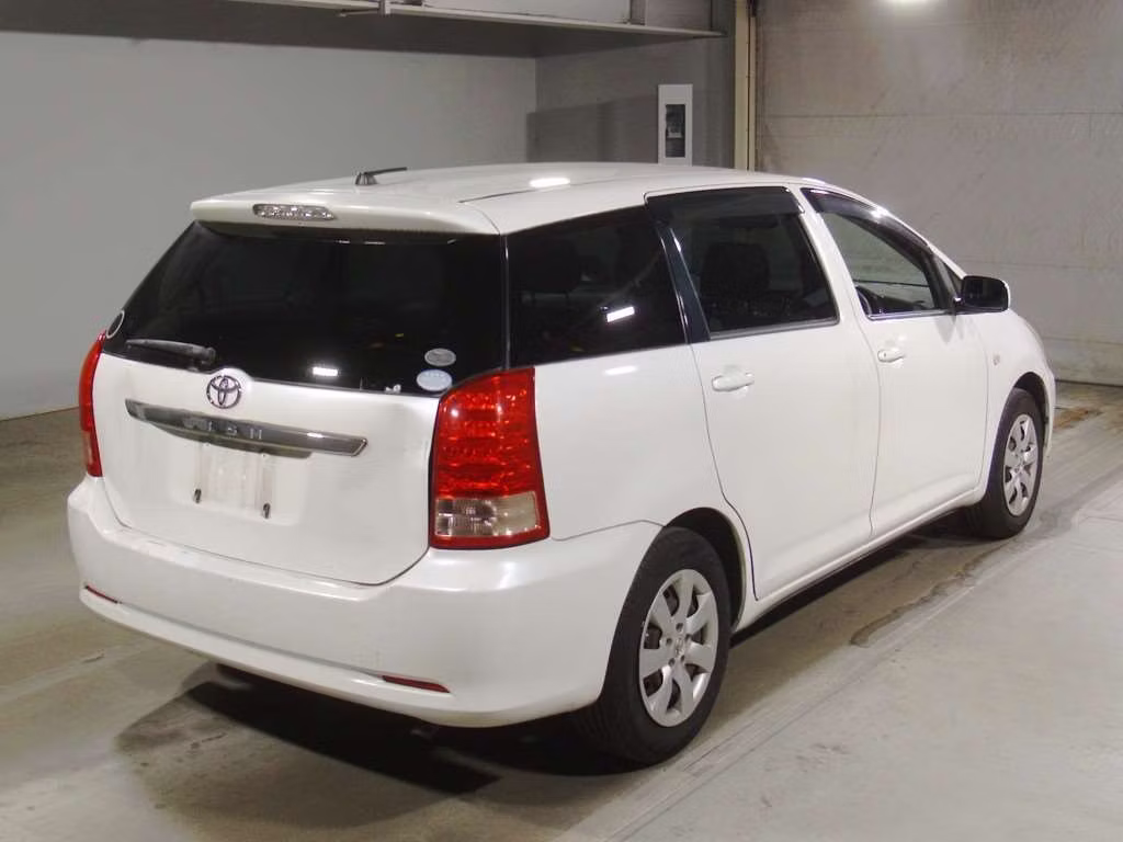 TOYOTA WISH
