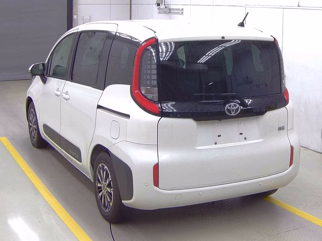 TOYOTA SIENTA