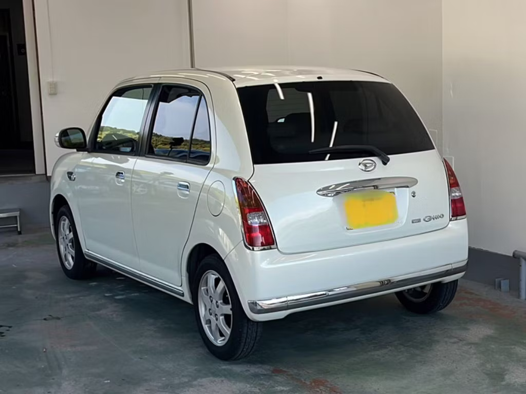 DAIHATSU MIRA GINO