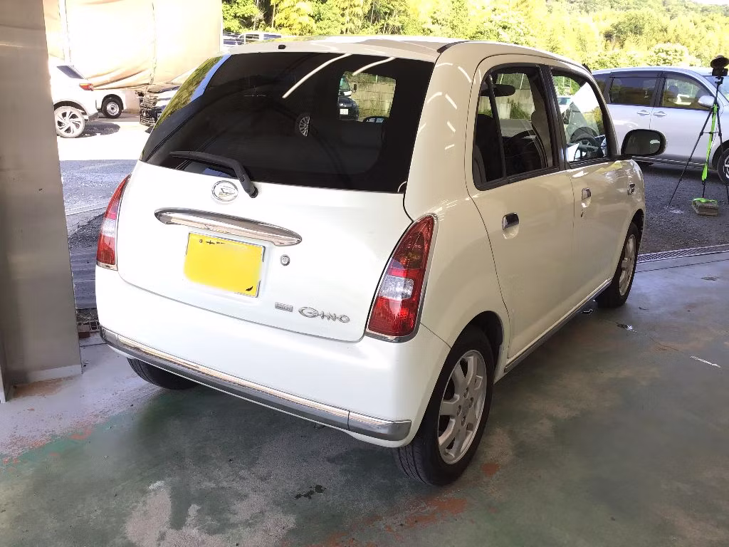 DAIHATSU MIRA GINO