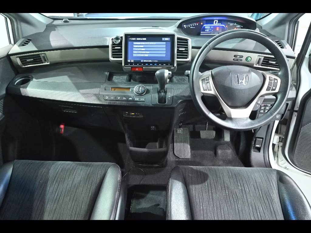 HONDA FREED SPIKE