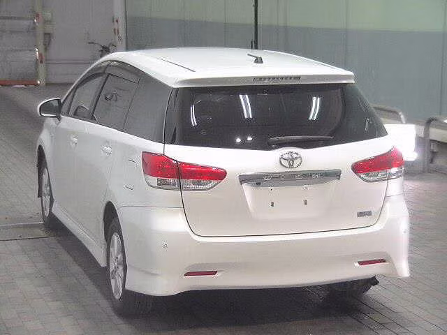 TOYOTA WISH