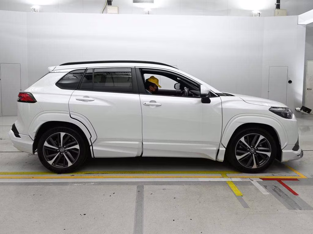 TOYOTA COROLLA CROSS