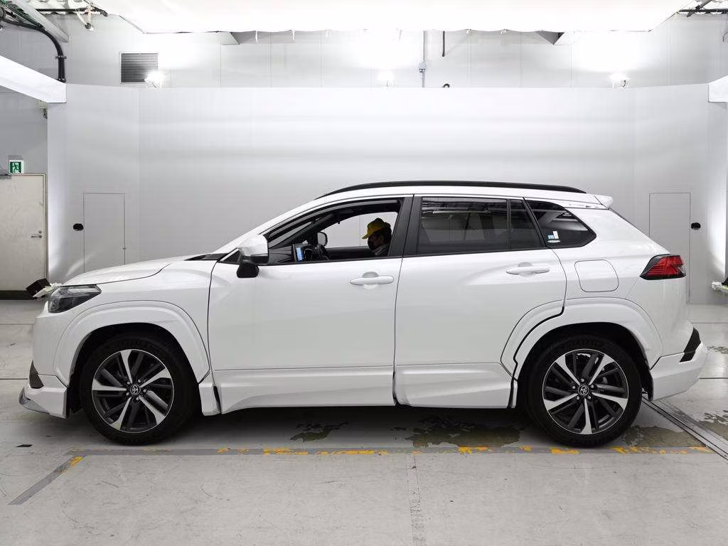 TOYOTA COROLLA CROSS