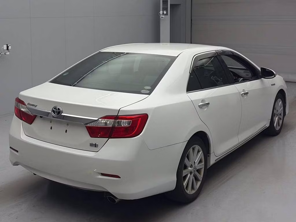 TOYOTA CAMRY