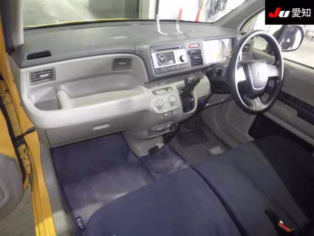 HONDA LIFE