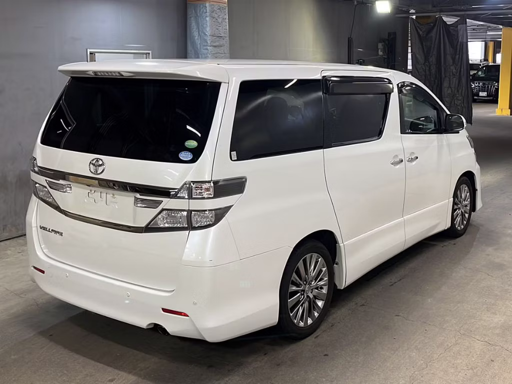 TOYOTA VELLFIRE