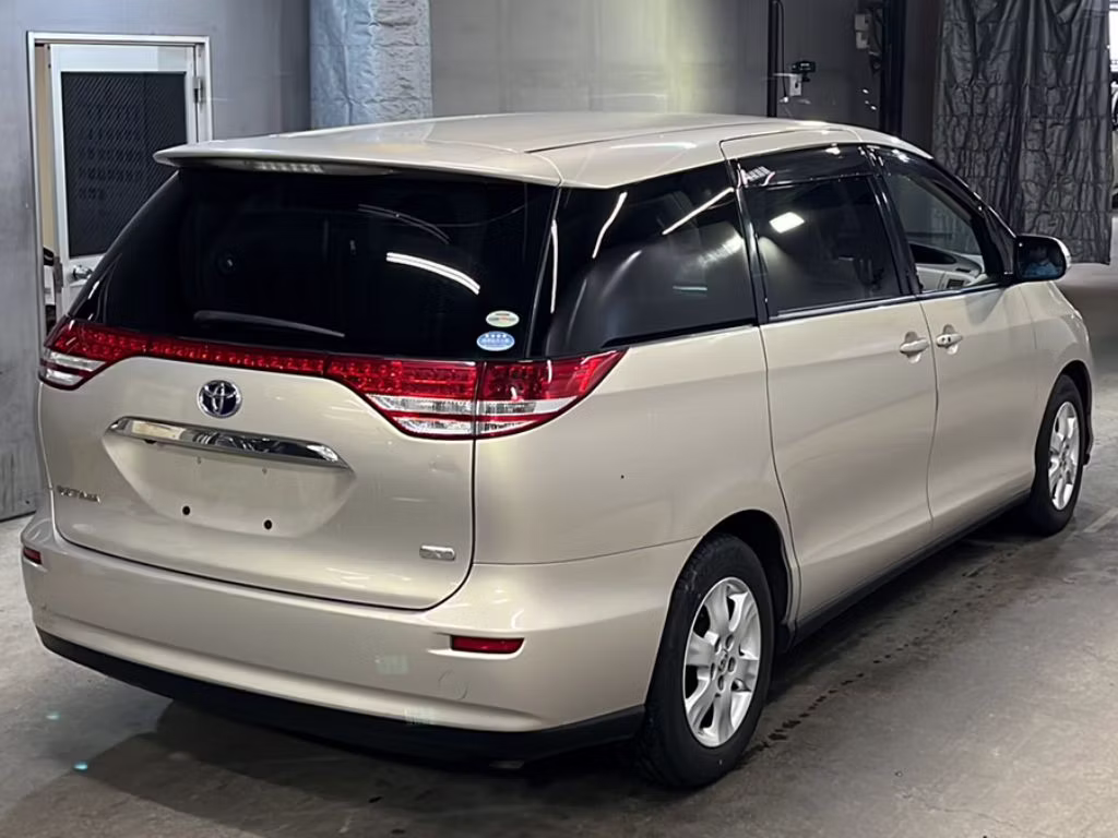 TOYOTA ESTIMA