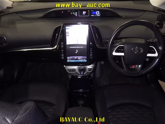 TOYOTA PRIUS PHV