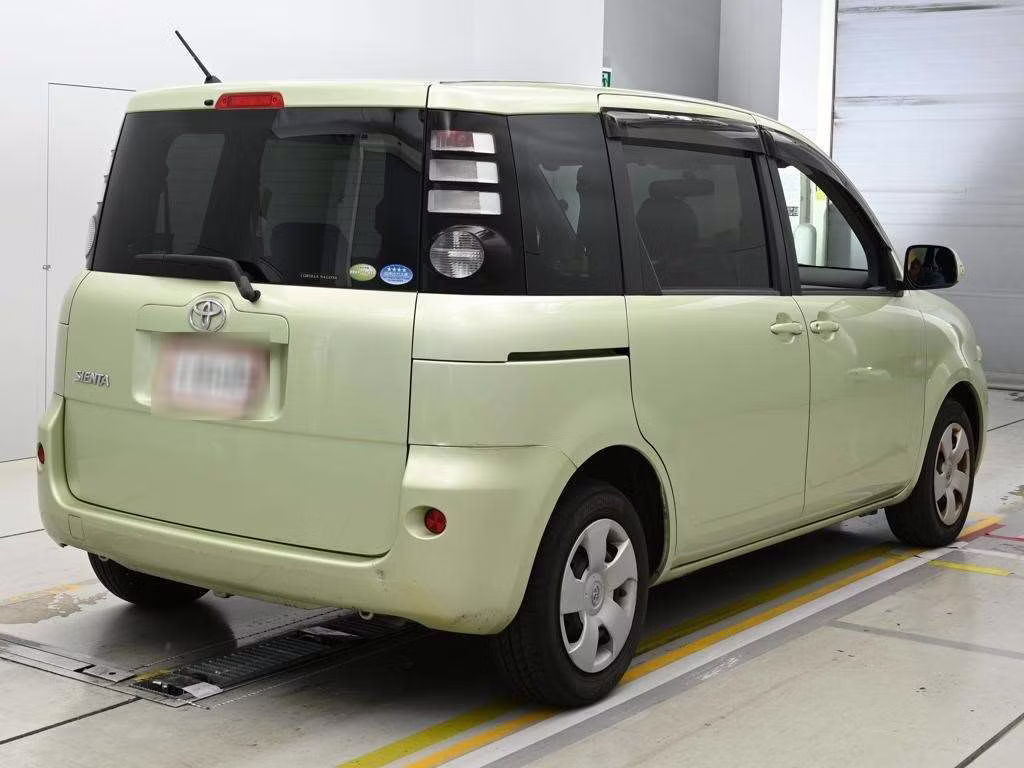 TOYOTA SIENTA