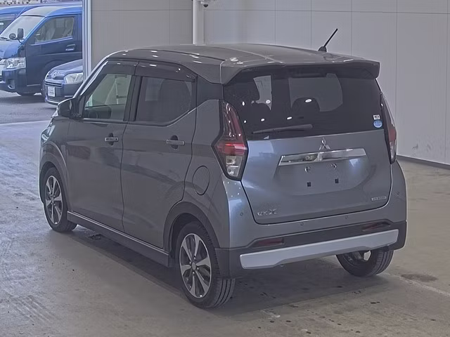 MITSUBISHI EK X