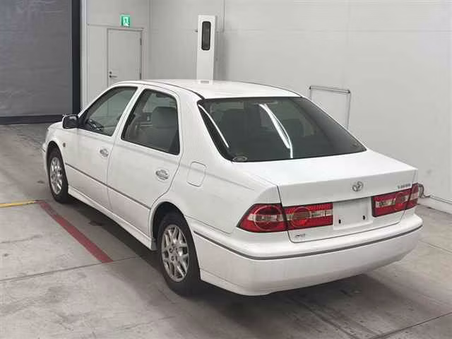 TOYOTA VISTA