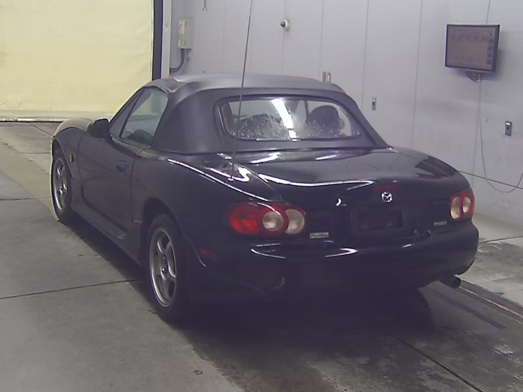 MAZDA ROADSTER
