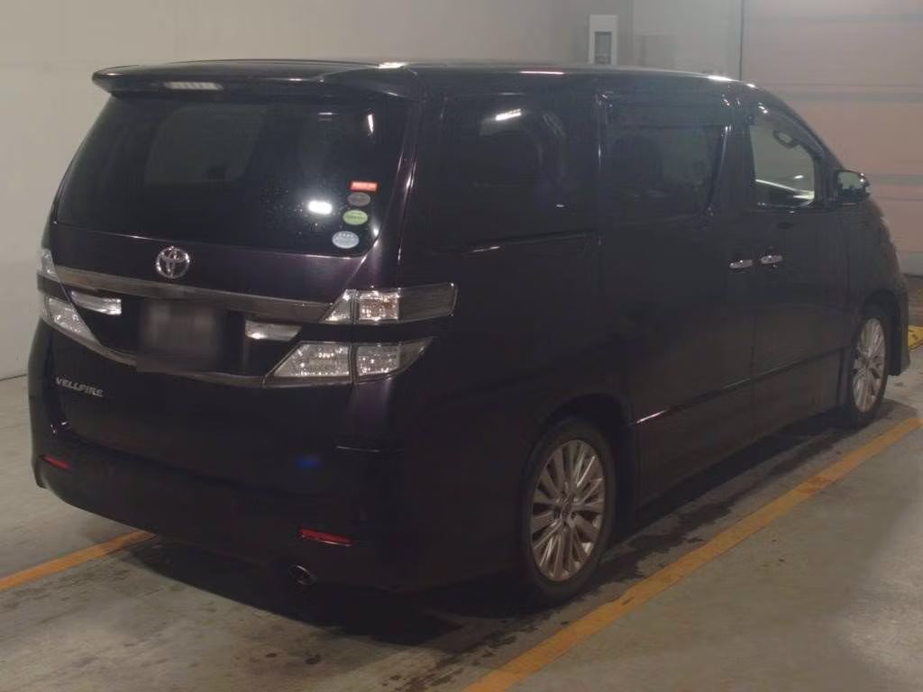 TOYOTA VELLFIRE