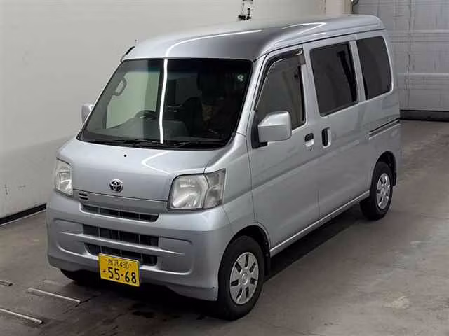 TOYOTA PIXIS VAN