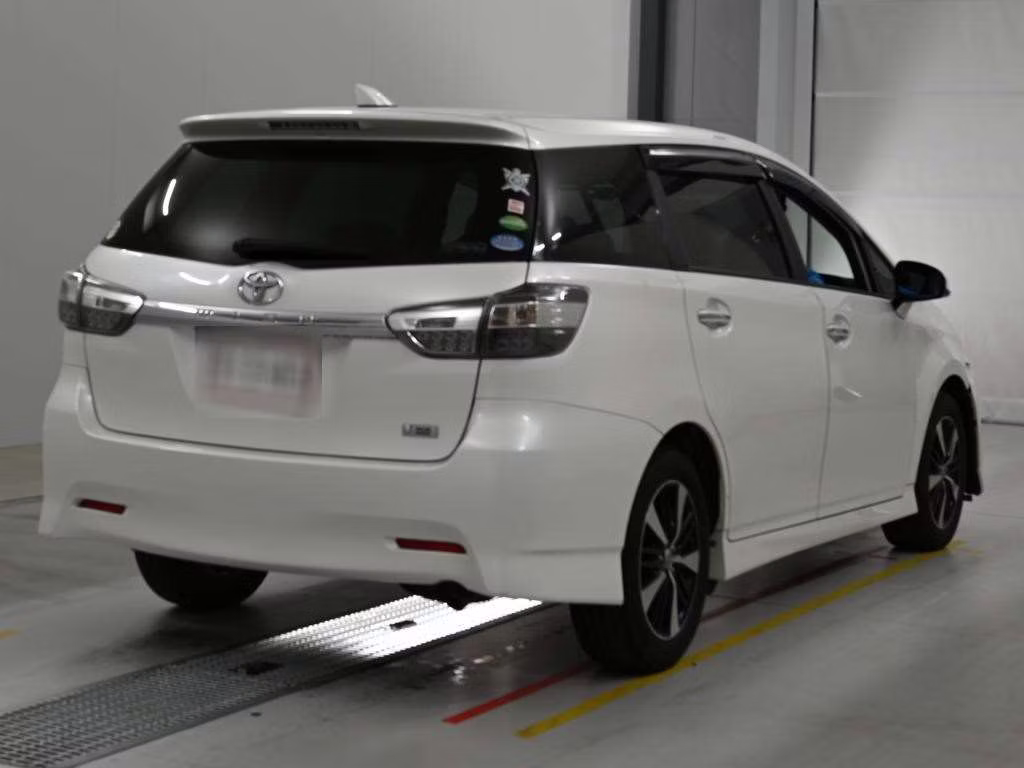 TOYOTA WISH