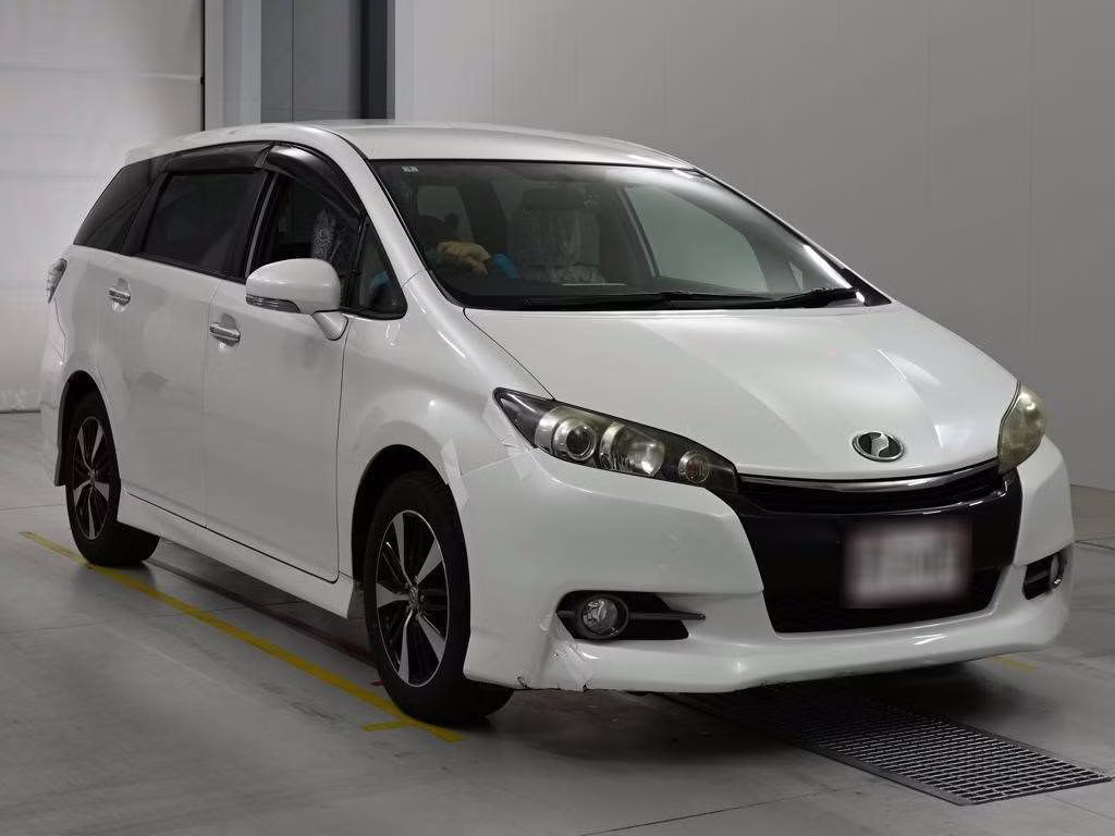 TOYOTA WISH