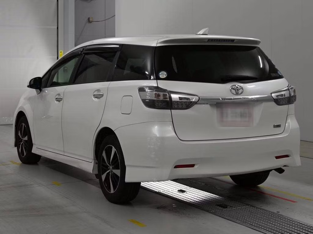 TOYOTA WISH