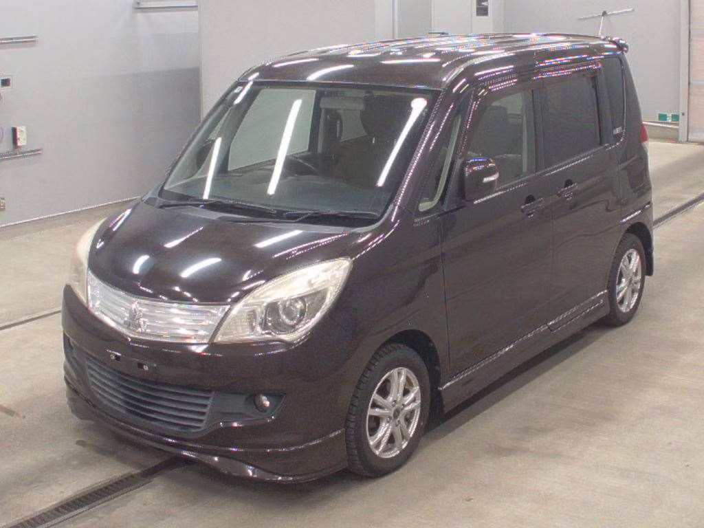 MITSUBISHI DELICA D:2