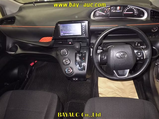 TOYOTA SIENTA