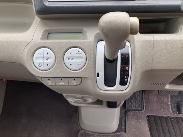 HONDA LIFE