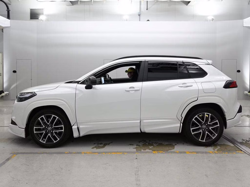 TOYOTA COROLLA CROSS