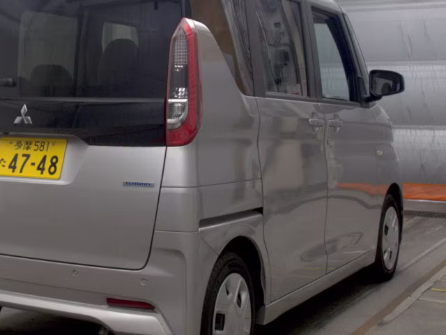MITSUBISHI EK SPACE