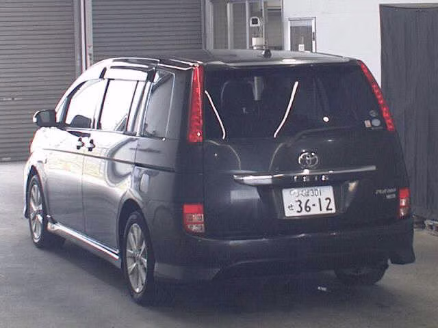 TOYOTA ISIS