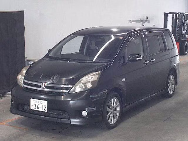 TOYOTA ISIS