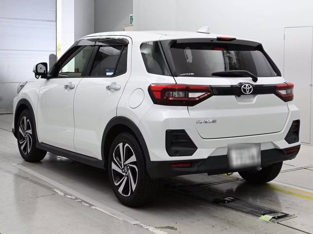 TOYOTA RAIZE