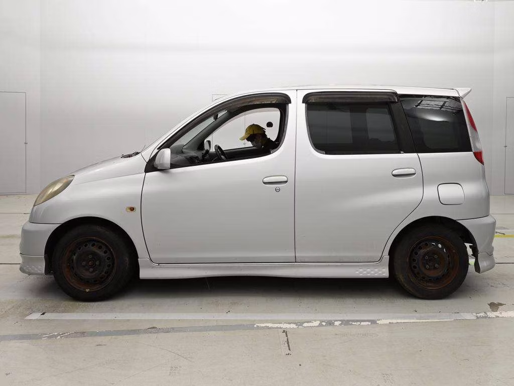 TOYOTA FUNCARGO