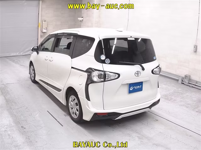 TOYOTA SIENTA