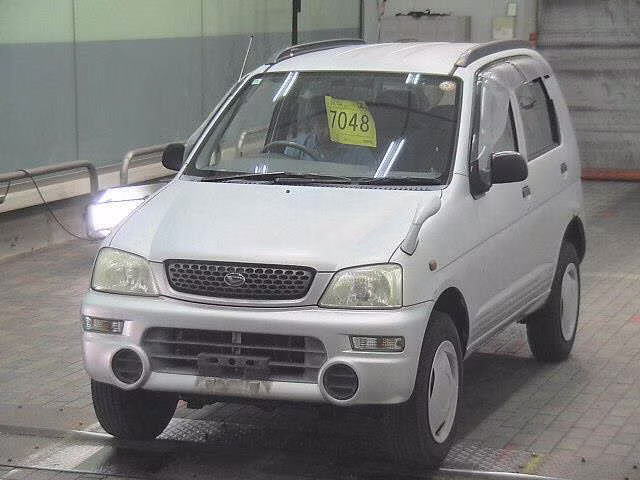 DAIHATSU TERIOS KID