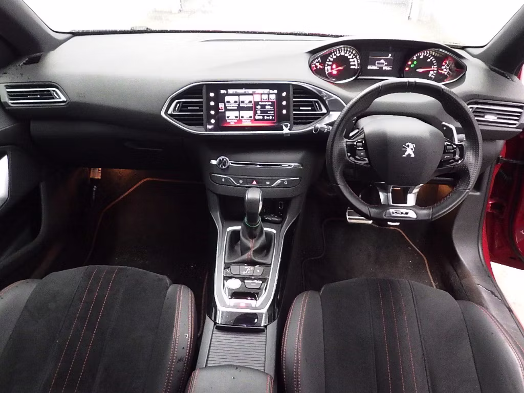 PEUGEOT 308
