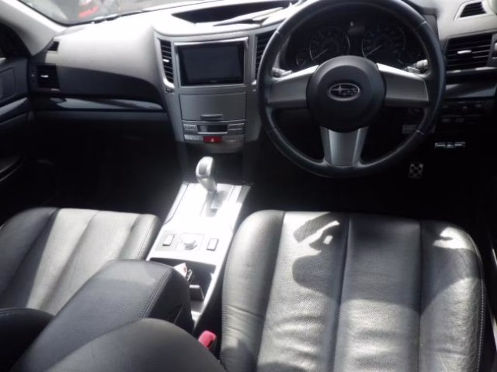 SUBARU LEGACY