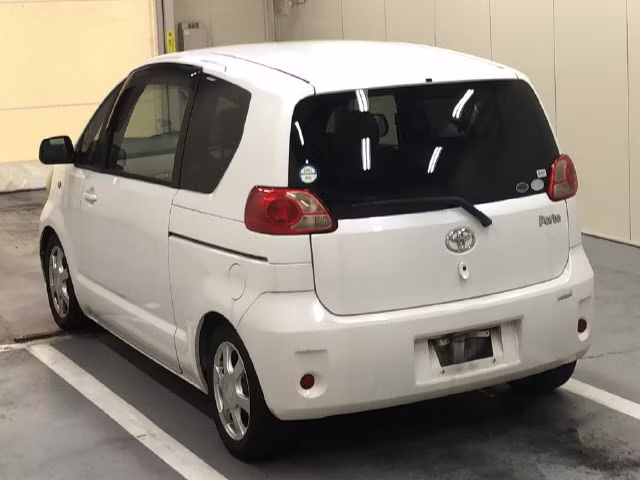 TOYOTA PORTE