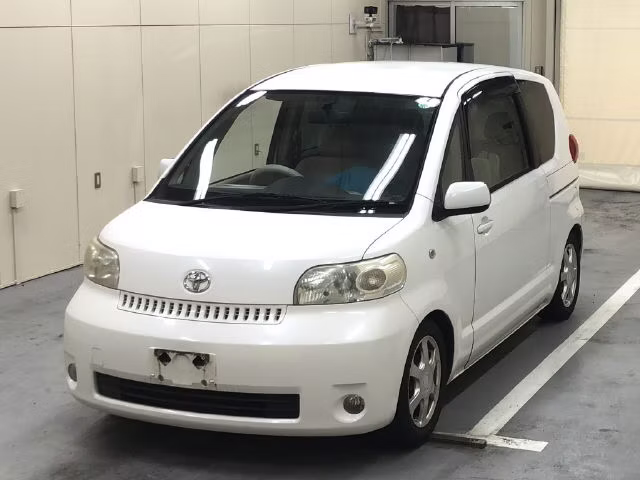 TOYOTA PORTE