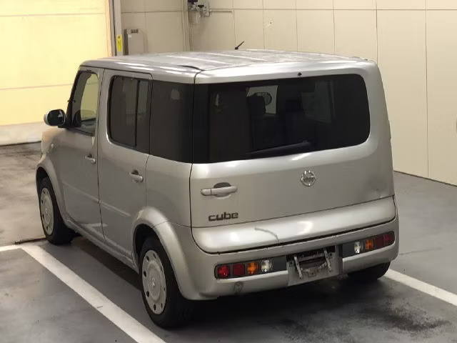 NISSAN CUBE