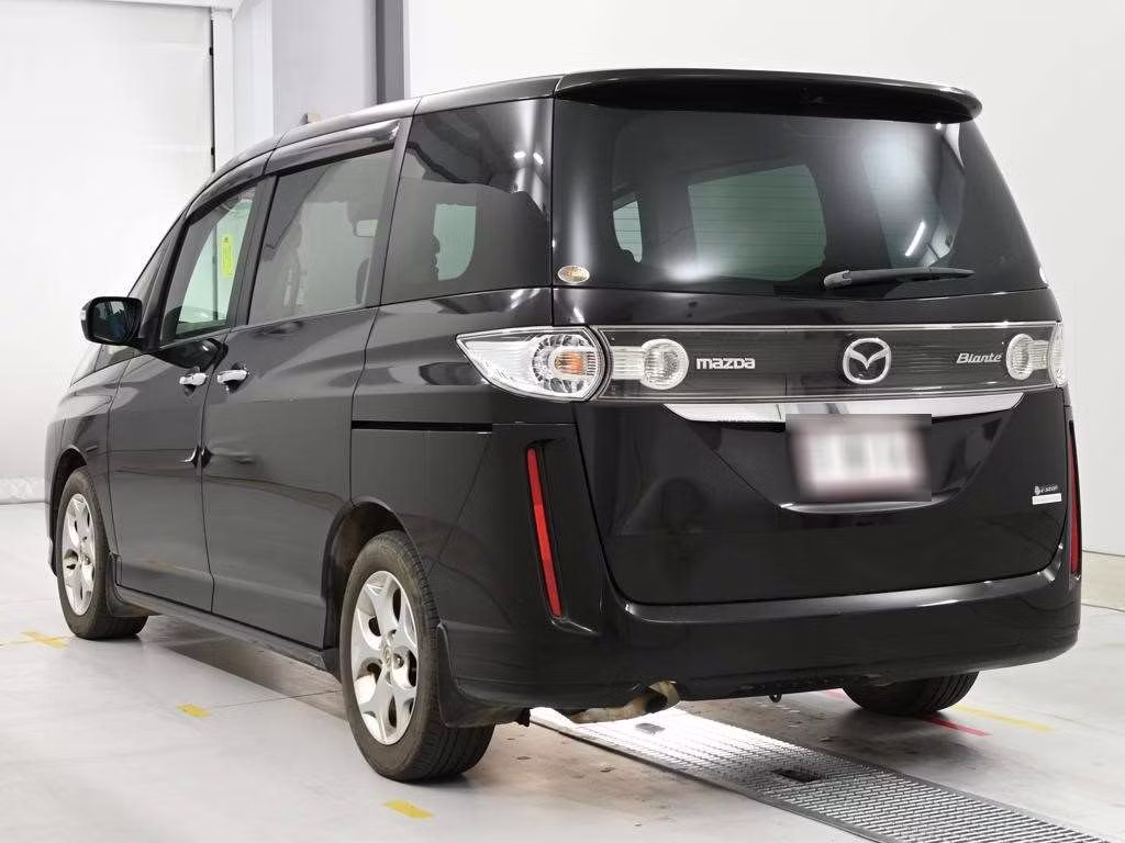 MAZDA BIANTE