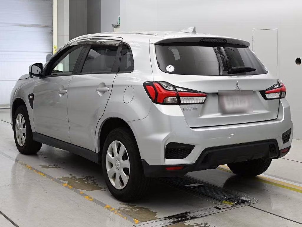MITSUBISHI RVR