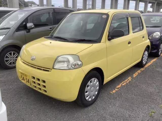 DAIHATSU ESSE