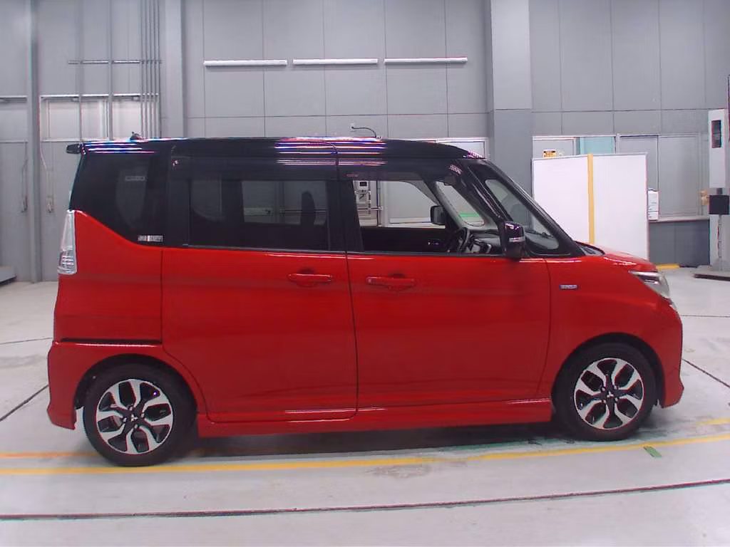 MITSUBISHI DELICA D:2