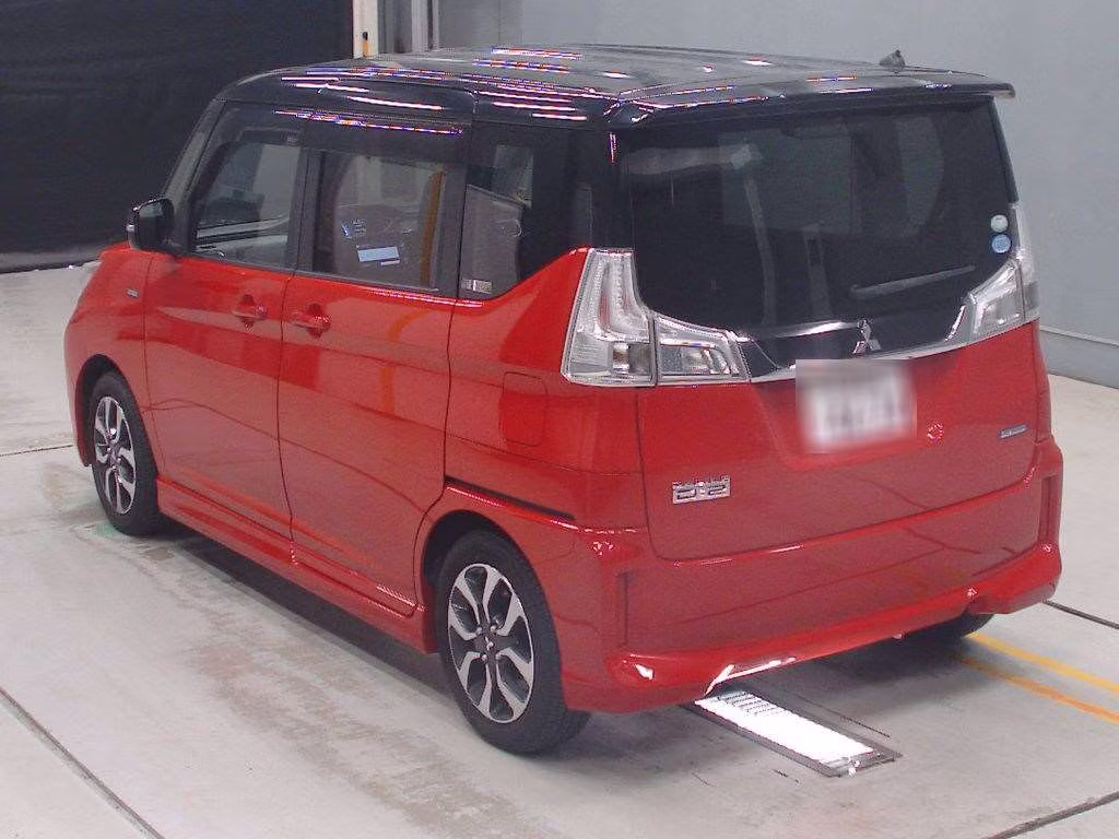 MITSUBISHI DELICA D:2