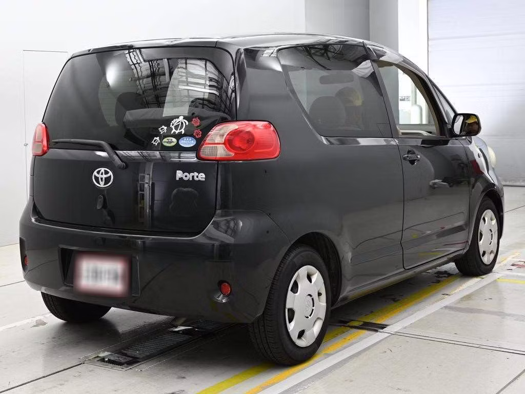 TOYOTA PORTE