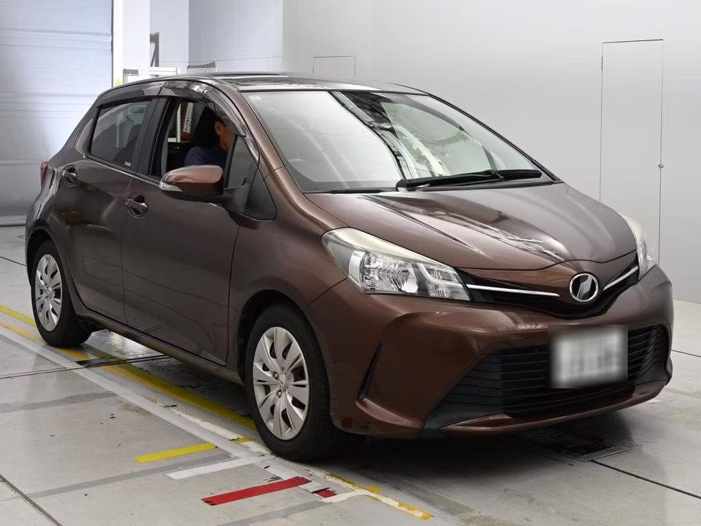 TOYOTA VITZ