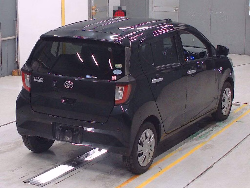 TOYOTA PIXIS EPOCH