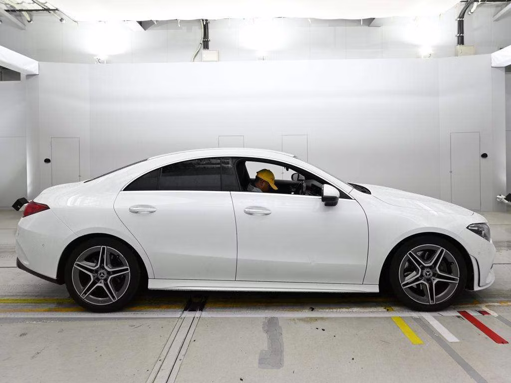 MERCEDES-BENZ CLA-CLASS