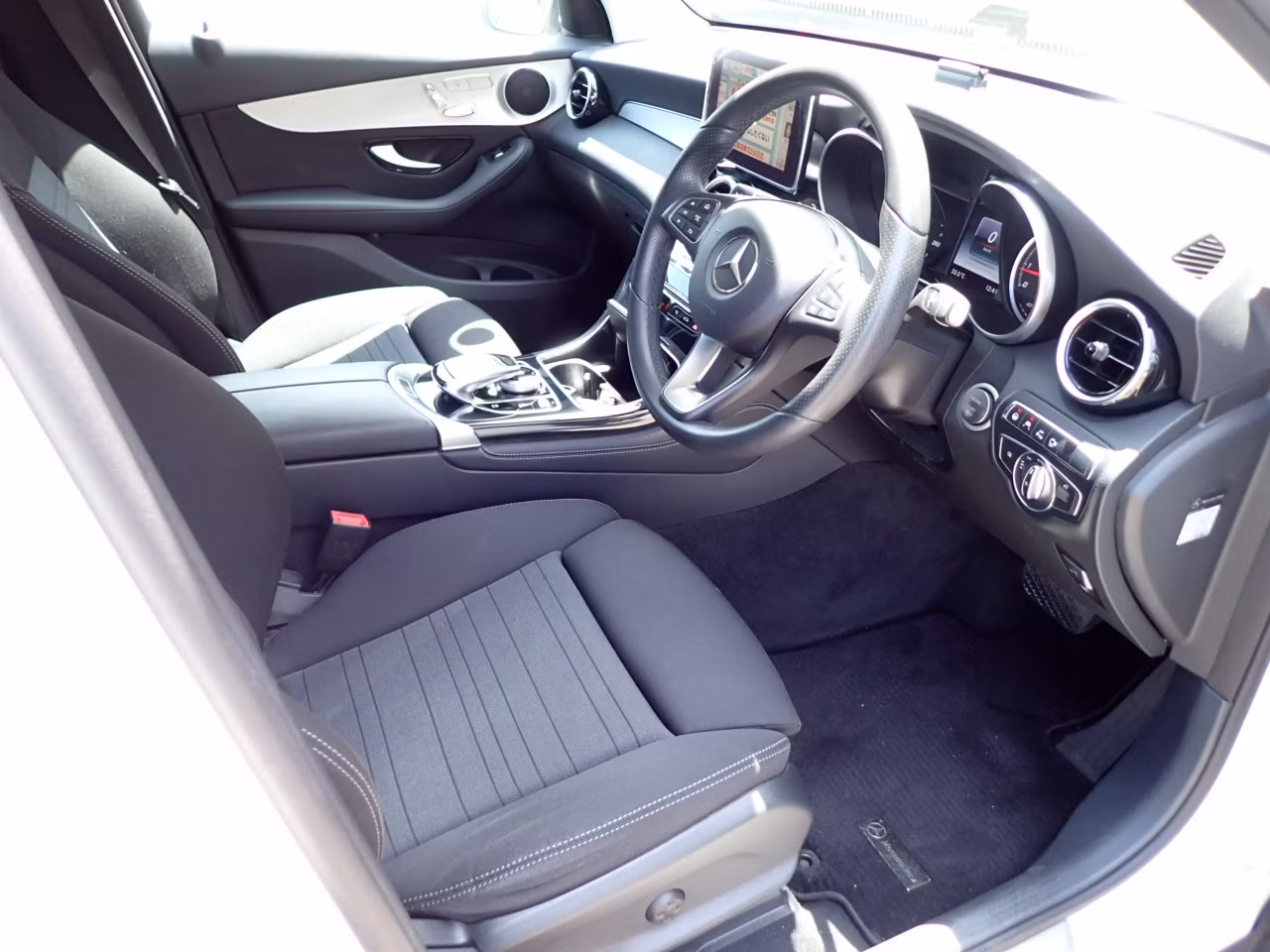 MERCEDES-BENZ GLC-CLASS