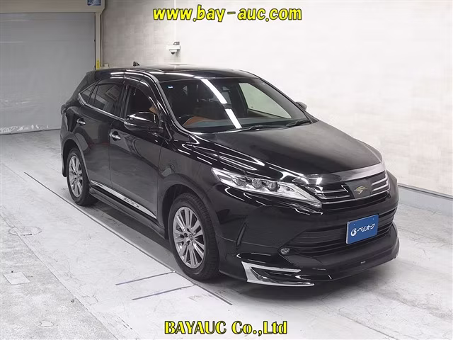TOYOTA HARRIER